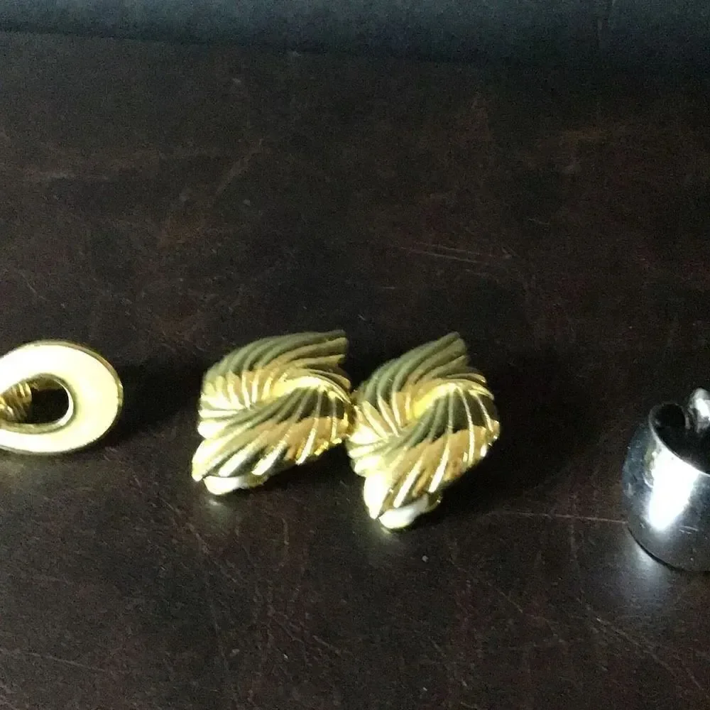 Earrings set of four clip on gold and silver tone